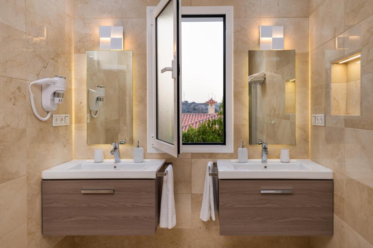 Villa Deluxe Suites Maspalomas Маспаломас Екстериор снимка