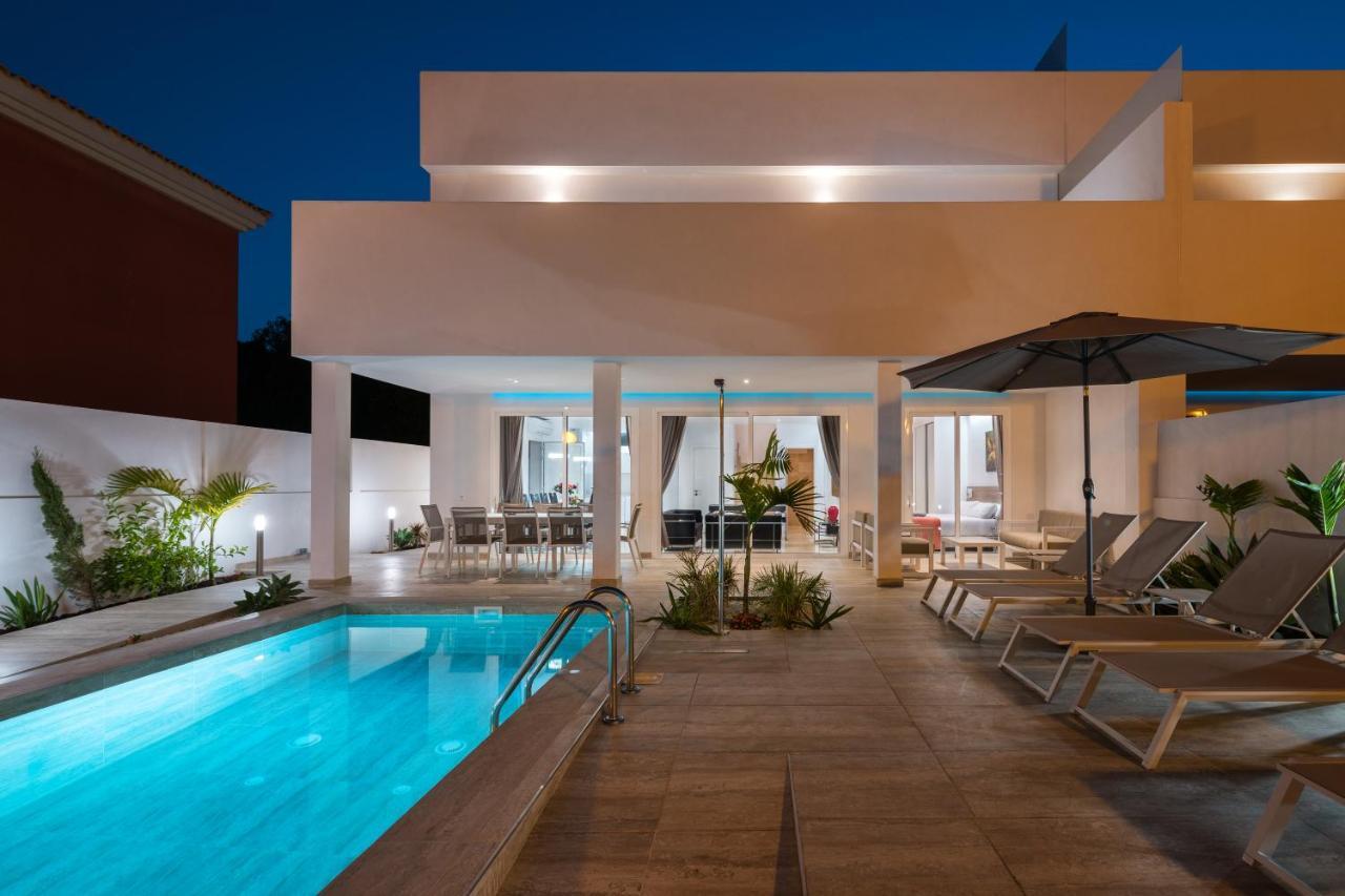 Villa Deluxe Suites Maspalomas Маспаломас Екстериор снимка